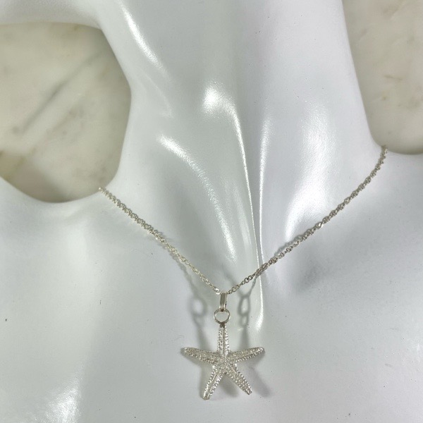 Dije Estrella de Mar Lucian