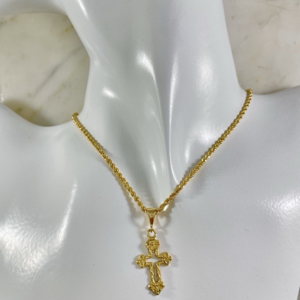 Dije Cruz Trebolada al Vacio Maciza