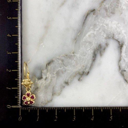 Arete Flowers Tallada en Bambalina