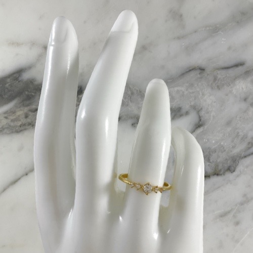 Anillo Cinco Brillos