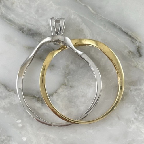 Pisargolla Curvas Cruzadas