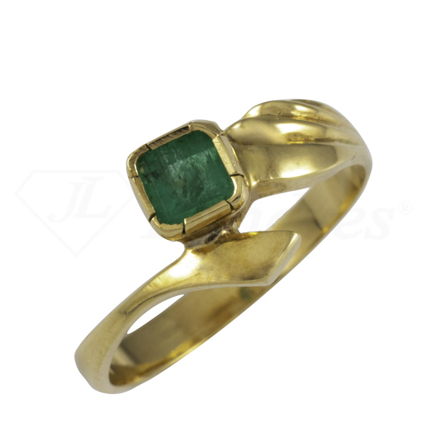 Emerald Dunes Ring 