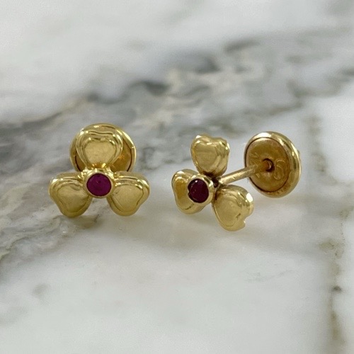 Three Hearts Screw-Back Stud