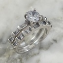 Baguettes Step On Ring