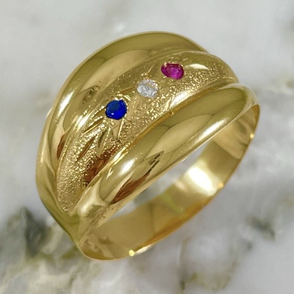 Golden Reef Stones Ring 