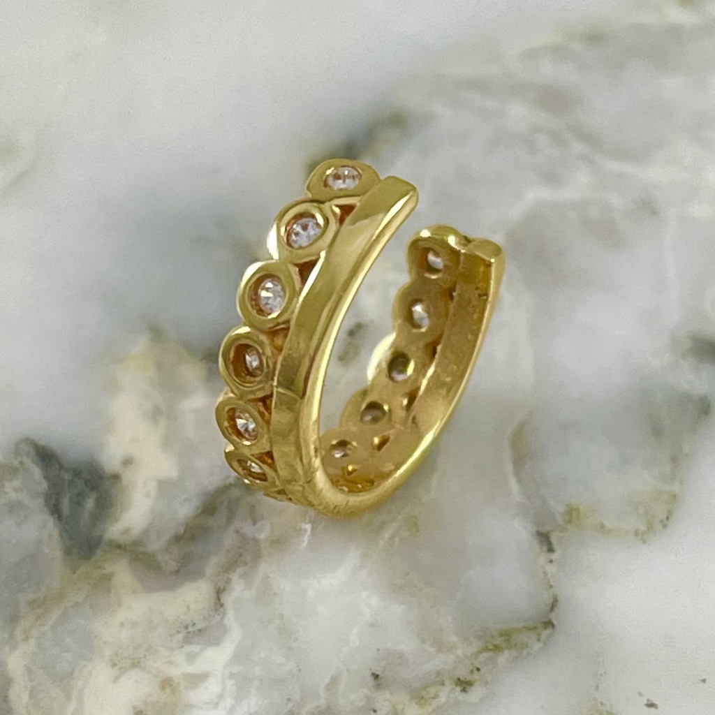 Ear Cuff Bright Wall