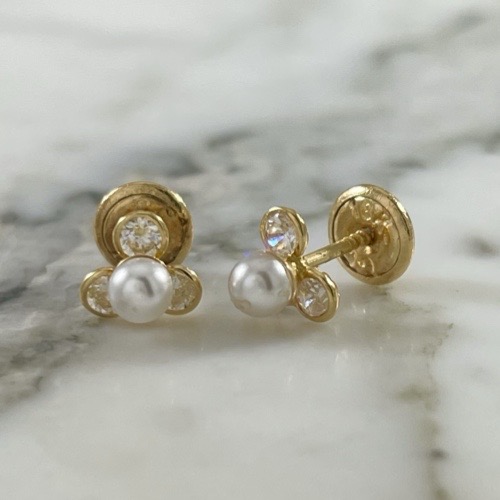 Pearl Flower Screw-Back Studs