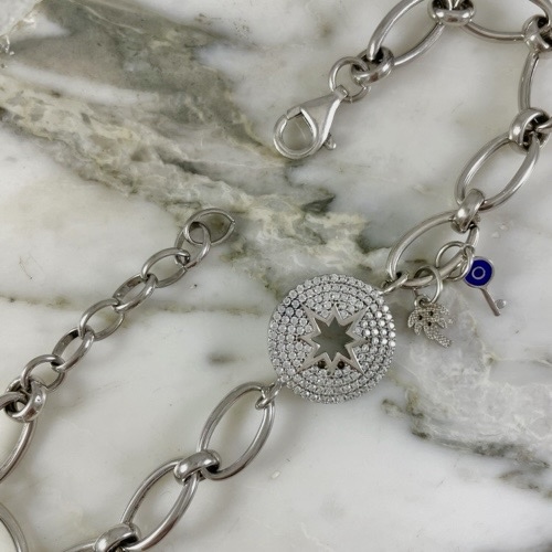 Shiny Fleeting Bracelet