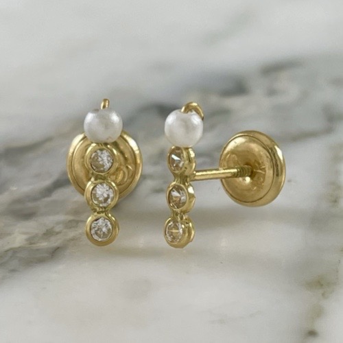 Linear Pearl Screw-Back Studs