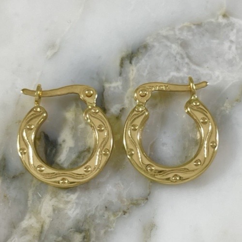 Antique Flat Carved Candonga