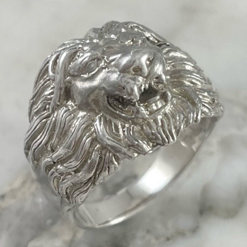 Silver Lion Ring