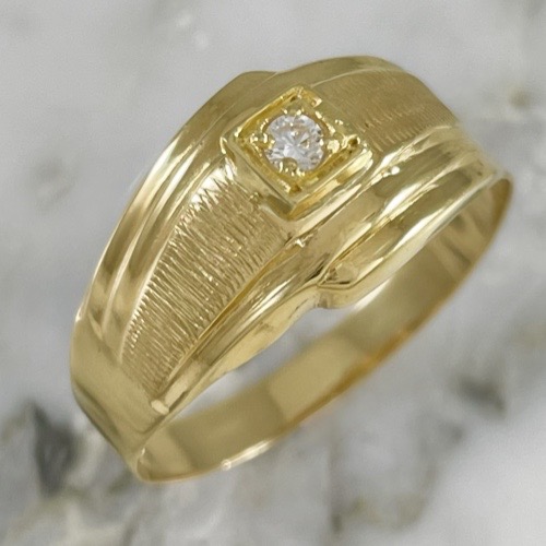 Anillo Adored Tribute