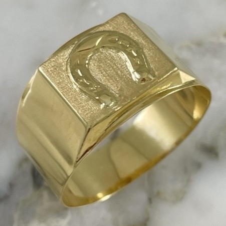 Matte Horseshoe Ring